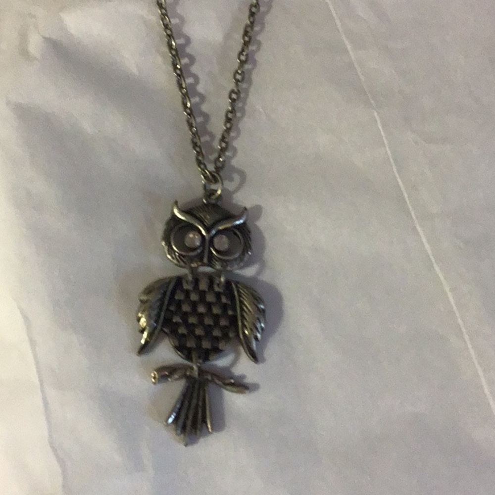 Chain with Owl Pendant .. Necklace - Picture 7 of 7
